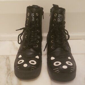 TUK cat boots